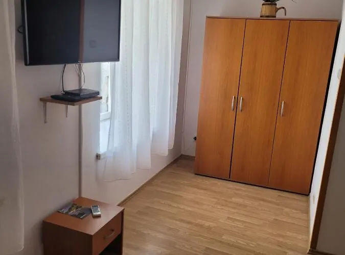 Malin Guest house 3*