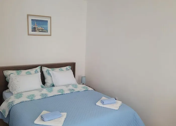 Malin Guest house 3*